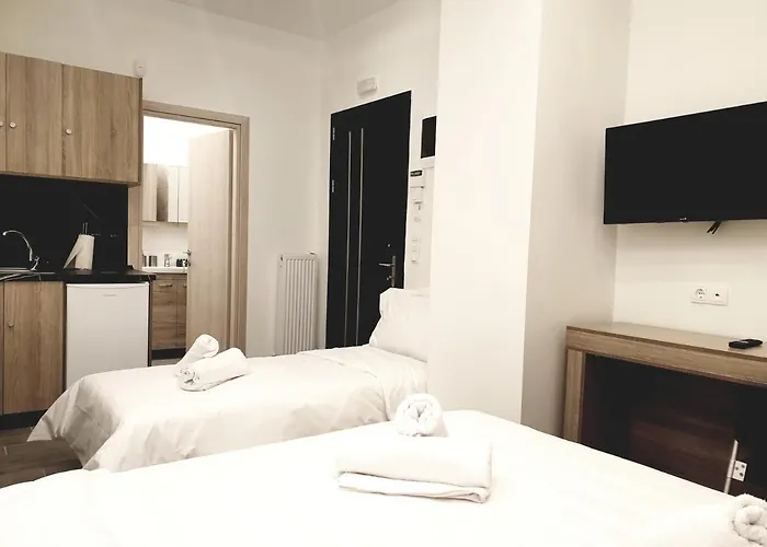 Eantos And Appartement Peraía