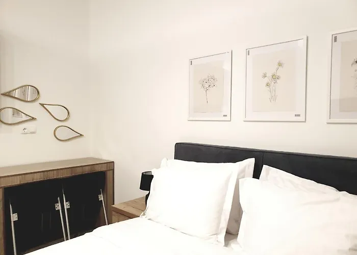 Eantos And Appartement *