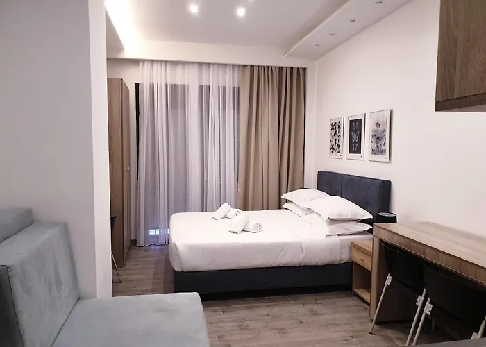 Eantos And * Peraía