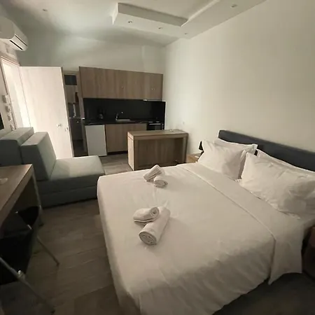 Διαμέρισμα Eantos And *